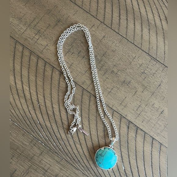 Necklace and Earring Jewelry Bundle 4 pieces all NEW - Picture 2 of 7